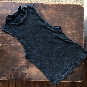 Mock neck cropped tank